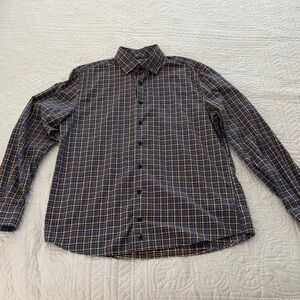 Johnnie O Hangin’ Out style button down shirt